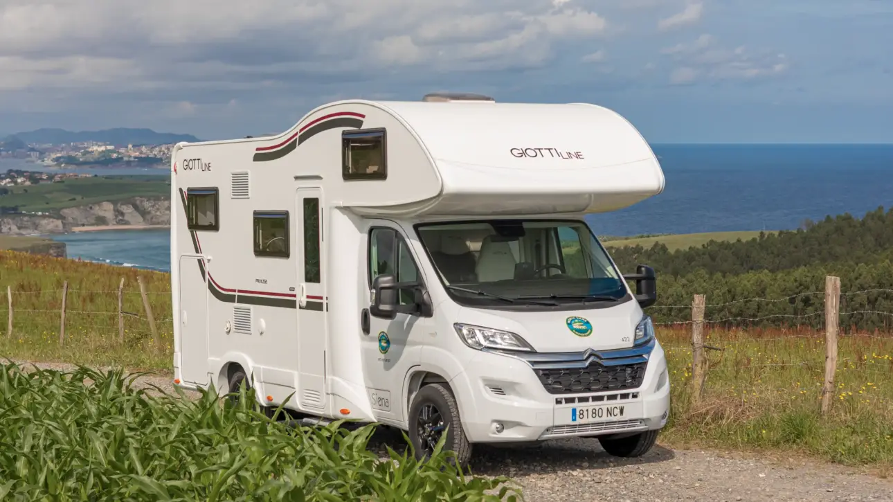 Caravana Siena 422